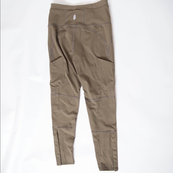 NEW Free People Movement High-Rise Leggings Medium - Picture 7 of 7